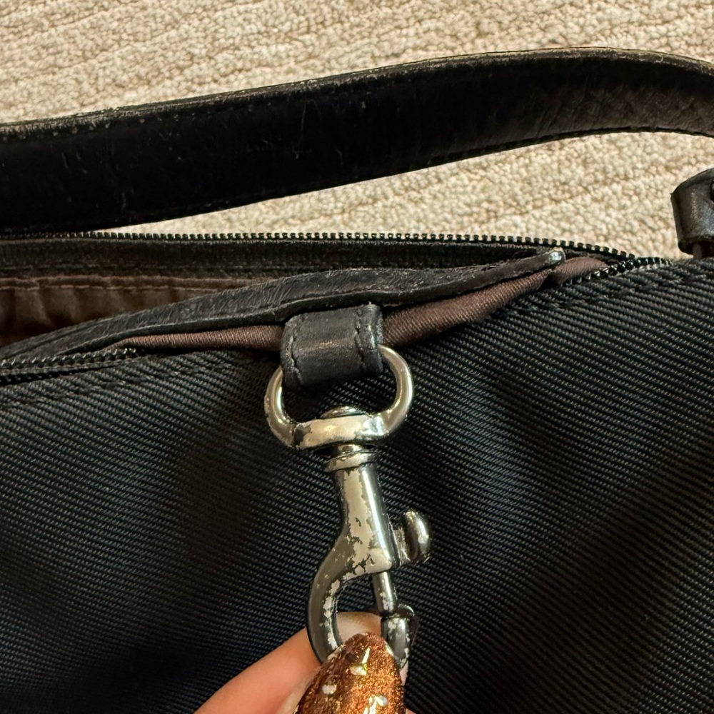 Vintage Coach 7406 Mercer Zip Shoulder Bag Black Fabric w/ Black leather accents - Picture 6 of 9